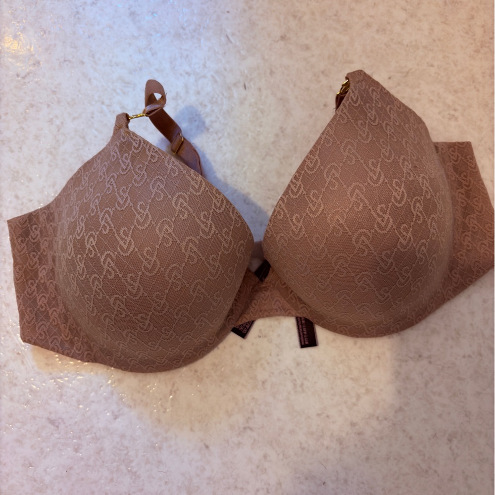 Victoria's Secret Tan Full Coverage Bra with Adjustable Straps
